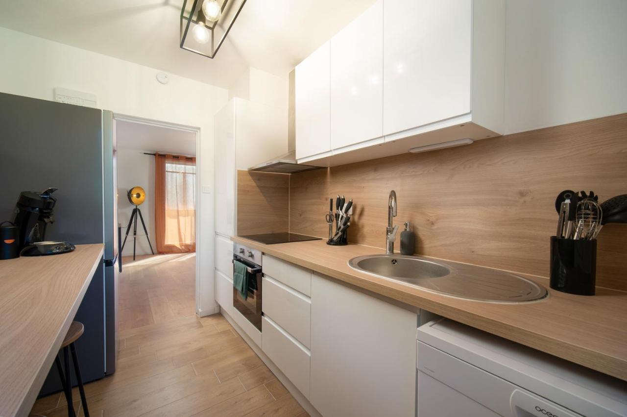 Grand Appartement 3 Chambres Avec Clim Et Balcon มาร์กเซย ภายนอก รูปภาพ