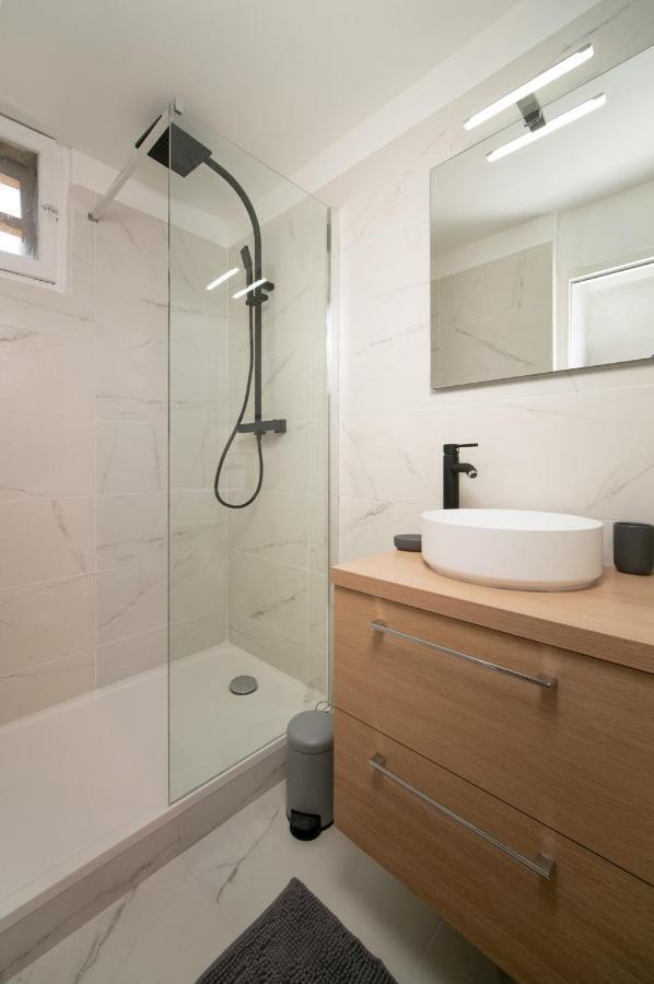 Grand Appartement 3 Chambres Avec Clim Et Balcon มาร์กเซย ภายนอก รูปภาพ